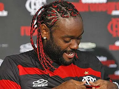 CSKA aceita proposta do Flamengo por Love