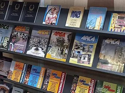 Biblioteca Isaias Paim realiza exposição de livros em comemoração ao aniversário de Campo Grande