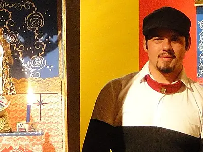 Expondo trabalho em festival, artista plástico de MS une pop art e religiosidade