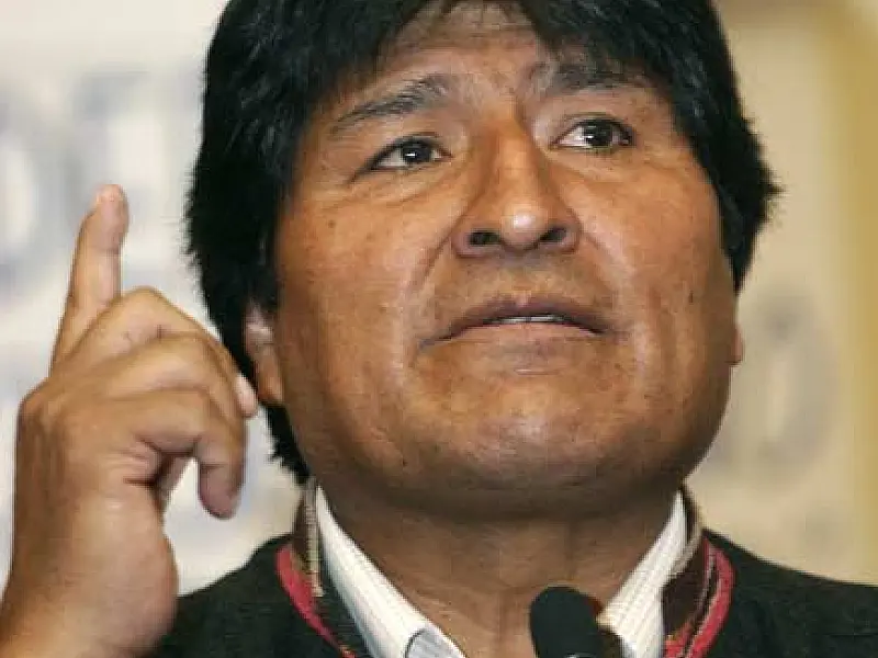 Evo Morales sanciona lei agrícola que proíbe transgênicos
