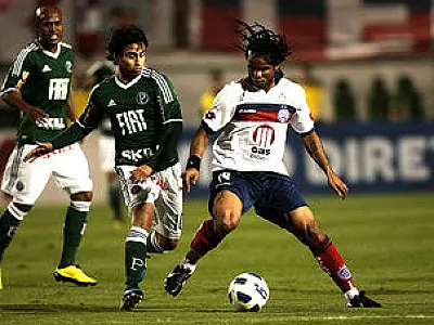 Vaiado, Palmeiras apenas empata com Bahia