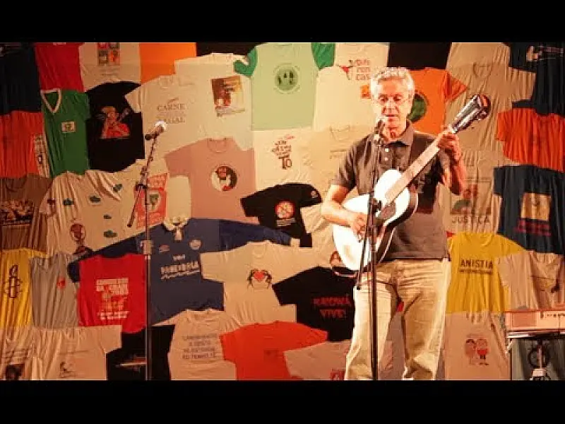 Vídeo com artistas critica 'lobby ruralista' contra índios Guarani Kaiowá