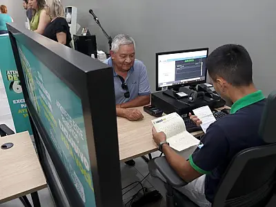 Primeiras horas do Guichê 60+ no Detran do Shopping Campo Grande registra 22 atendimentos