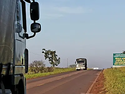 Obra de pavimentação da MS166 anima população de Maracaju
