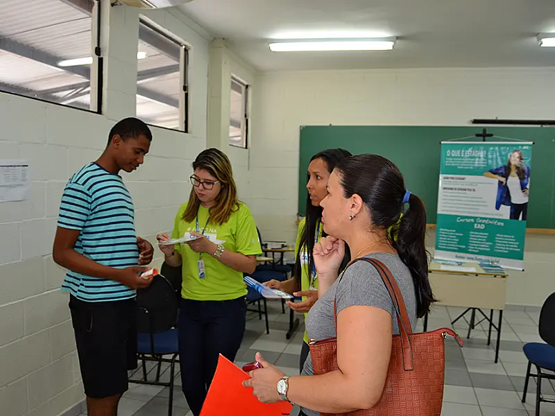 IEL faz mais de 155 atendimentos em feiras de emprego promovidas por duas universidades da Capital