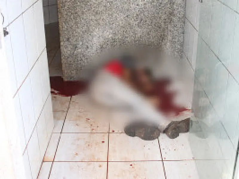 Homem é encontrado morto em banheiro de praça em Chapadão do Sul