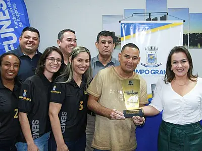 PREFEITA ADRIANE LOPES ENTREGA PREMIAÇÕES DE COMPETIÇÕES ESPORTIVAS NA CAPITAL 
