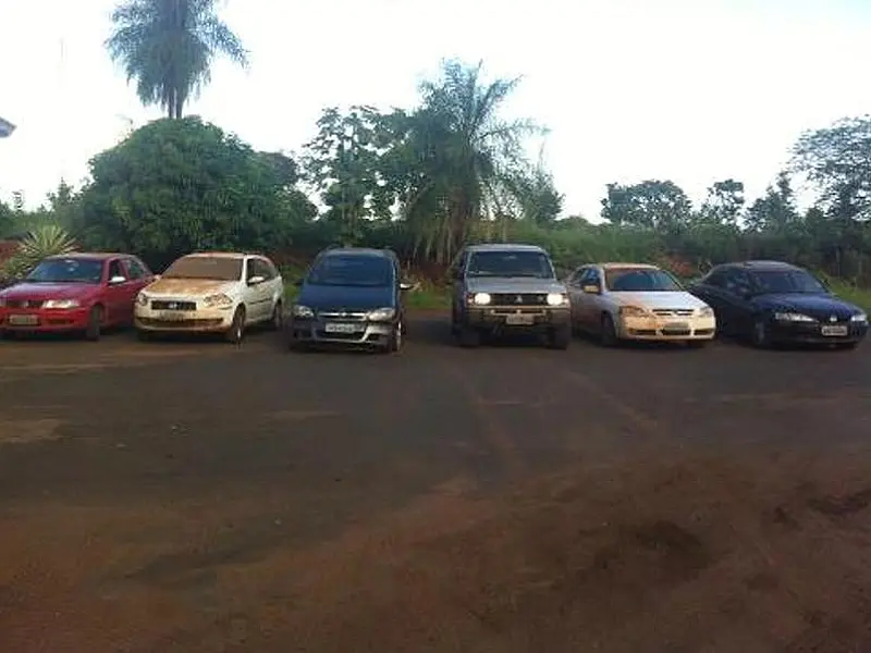 PRF apreende seis veículos com contrabando