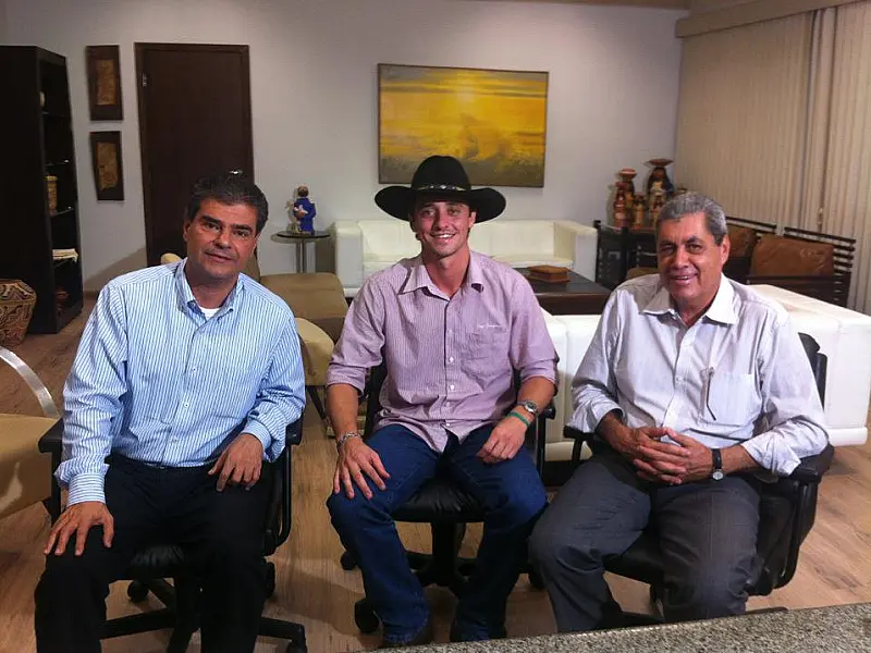 Fael, Nelsinho e André conversam sobre política na governadoria