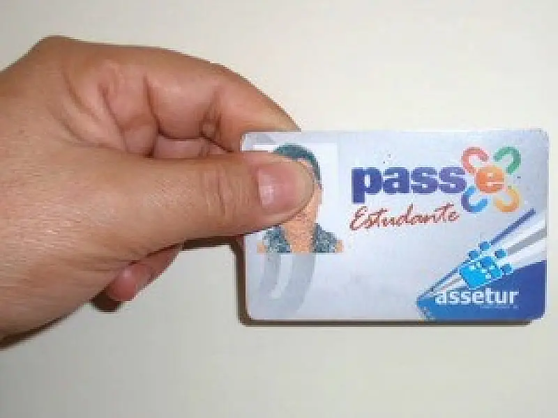 Cadastramento para passe escolar começa nesta segunda-feira