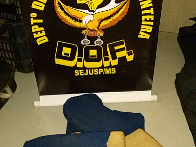 DOF apreende tabletes de pasta base de cocaína em ônibus