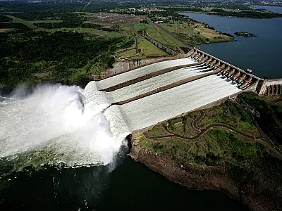 Bandeiras tarifárias têm saldo positivo de R$ 1 bi e vão amenizar reajustes