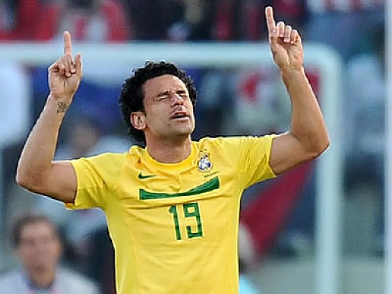 Sem brilho, Brasil consegue empate aos 44 do segundo tempo contra o Paraguai