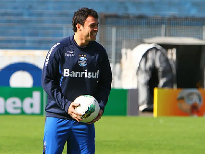 Kleber retorna e descarta "revanche" contra Felipão