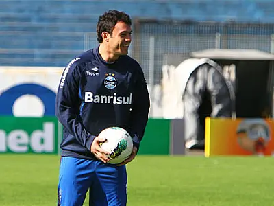 Kleber retorna e descarta "revanche" contra Felipão