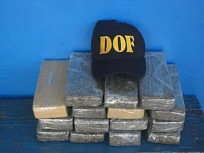 Polícia da fronteira apreende mais de 11 quilos de droga com adolescente
