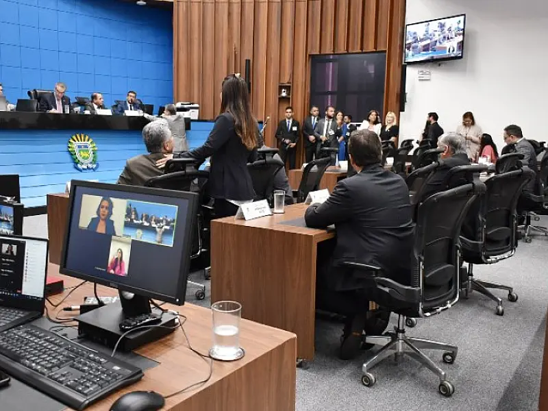 Ordem do Dia: Desmembramento de comissões é aprovado em 1ª