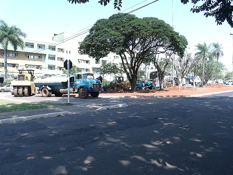 Agetran interdita trecho sentido centro-bairro para obra de recapeamento da Afonso Pena
