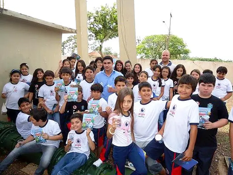 Unidade da Sanesul de Ponta Porã recebe visita de 44 alunos