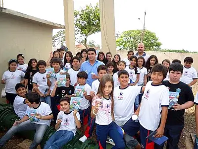 Unidade da Sanesul de Ponta Porã recebe visita de 44 alunos