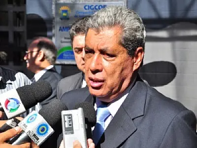 André manterá diálogo aberto com setor comercial e industrial