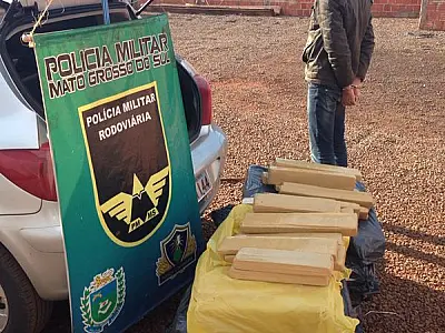 Peugeot carregado de maconha é apreendido por policiais militares