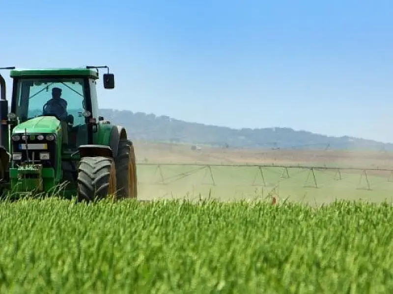 De tratorista agrícola a operador de caixa, Funtrab abre o mês de fevereiro com 607 vagas de emprego