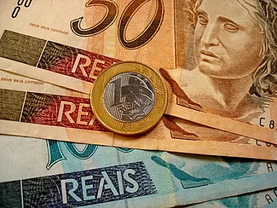 Intenção de consumo cai novamente em agosto