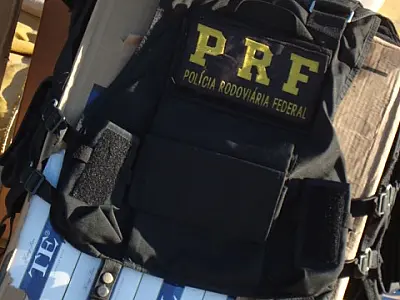 PRF apreende 35 mil pacotes de cigarros contrabandeados