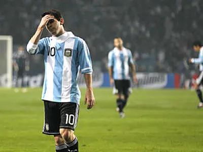 Argentina decepciona torcida e apenas empata com a Bolívia na estreia