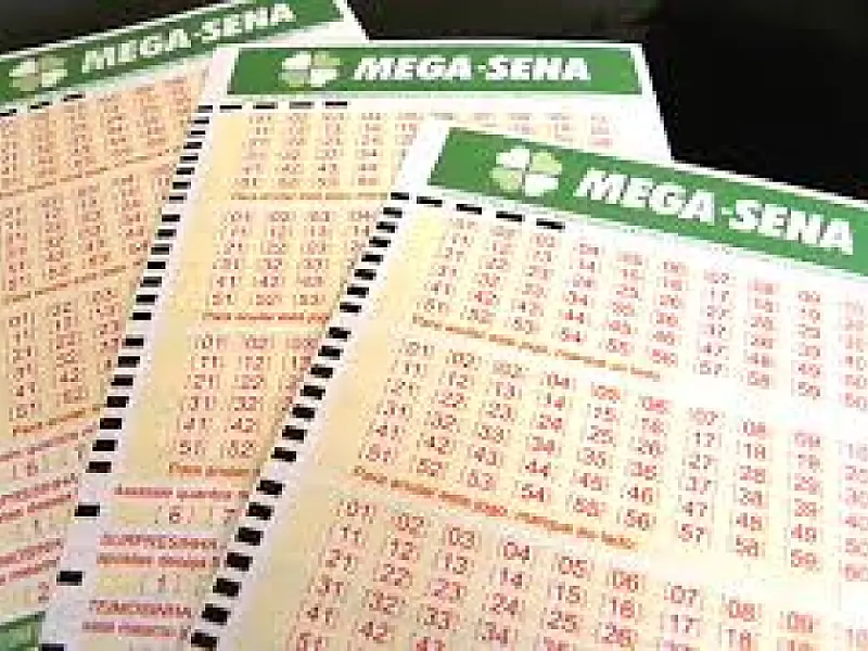 Mega-Sena acumula e pode pagar prêmio de R$ 43 milhões no sábado