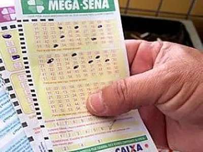 Acumulada, Mega-Sena pode pagar prêmio de R$ 6 milhões