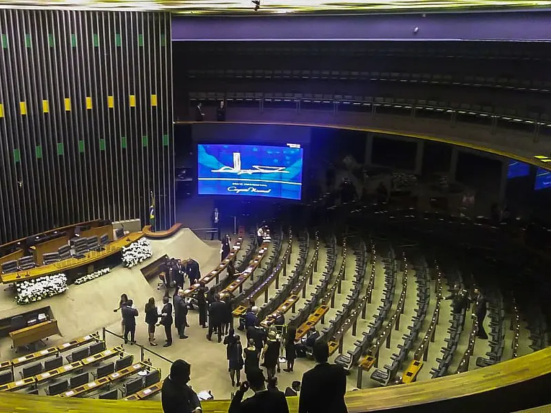 Sessão solene marca abertura dos trabalhos legislativos