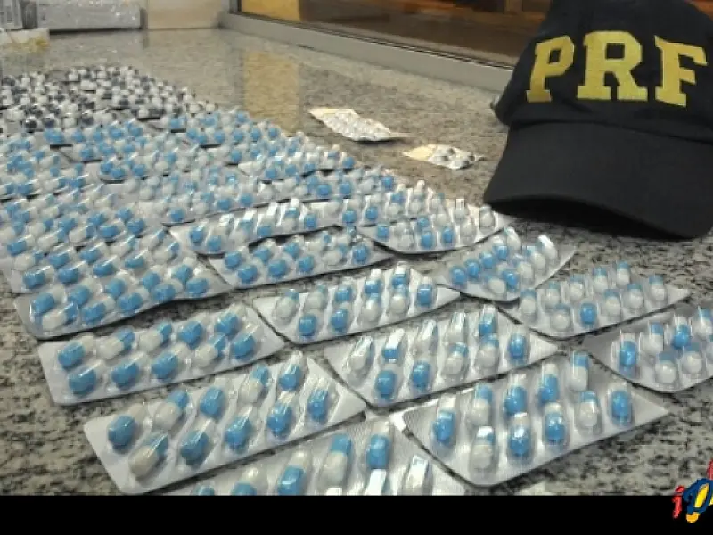 PRF apreende casal com grande quantidade de medicamentos