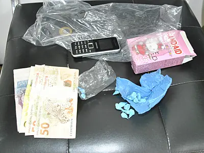 Polícia autua jovem por tráfico de drogas em Dourados