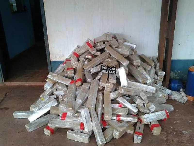 PM prende homem com 610 kg de maconha no Assentamento Itamarati