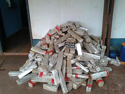 PM prende homem com 610 kg de maconha no Assentamento Itamarati