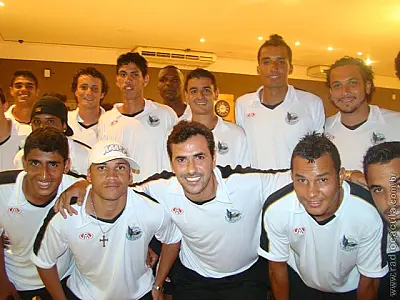 Misto apresenta o novo time em evento solene