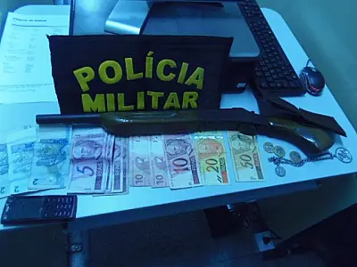 Espingarda escondida em mochila é apreendida pela PM de Corumbá