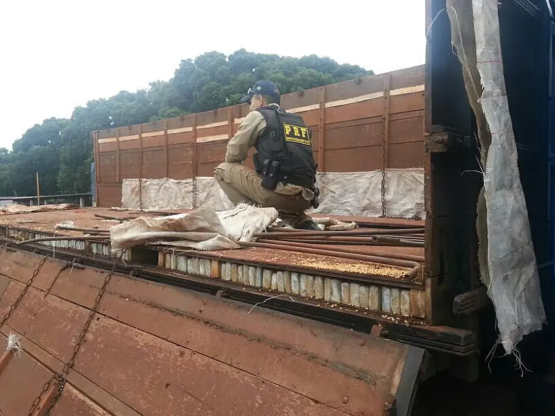 Quase 3 toneladas de maconha é apreendido pela PRF