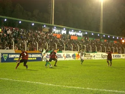 Naviraiense e Águia Negra empatam em 1 a 1 a primeira partida da final em Naviraí