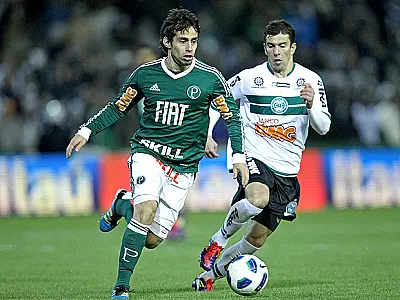 Coritiba e Palmeiras ficam no 1 a 1