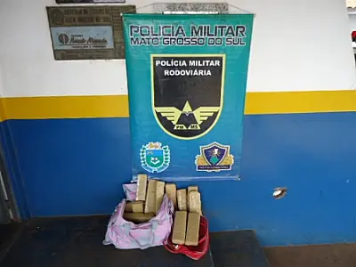 Mulher é presa com droga em ônibus