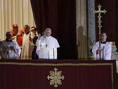 O sucessor de Bento XVI é argentino; Jorge Mario Bergoglio