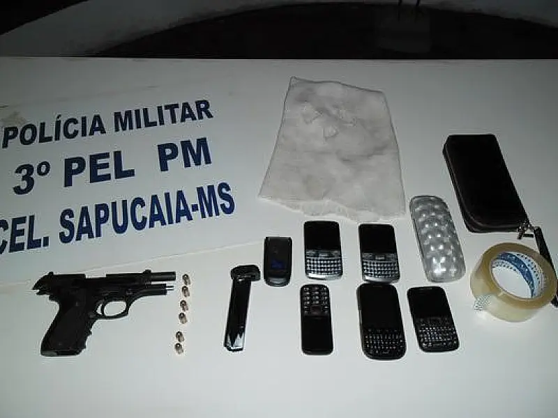 Policiais Militares apreendem arma durante abordagem a veículo no bairro Vida Nova