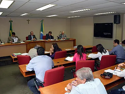 CCJR aprova PL que permite renegociar dívida habitacional com Agehab