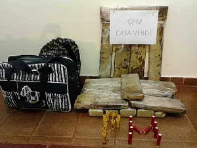 Drogas e munições são apreendidas em ônibus que iria para Minas Gerais