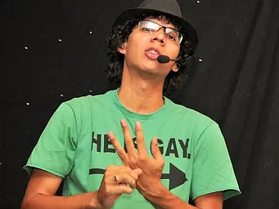 Comediante de MS disputa final de concurso no Paraná