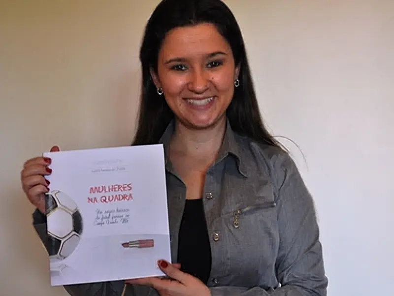 Campo-grandense lança livro sobre futsal feminino da Capital
