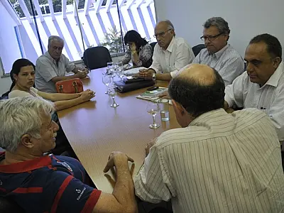 Saúde fecha acordo e assegura mais 40 leitos para pacientes graves no Regional